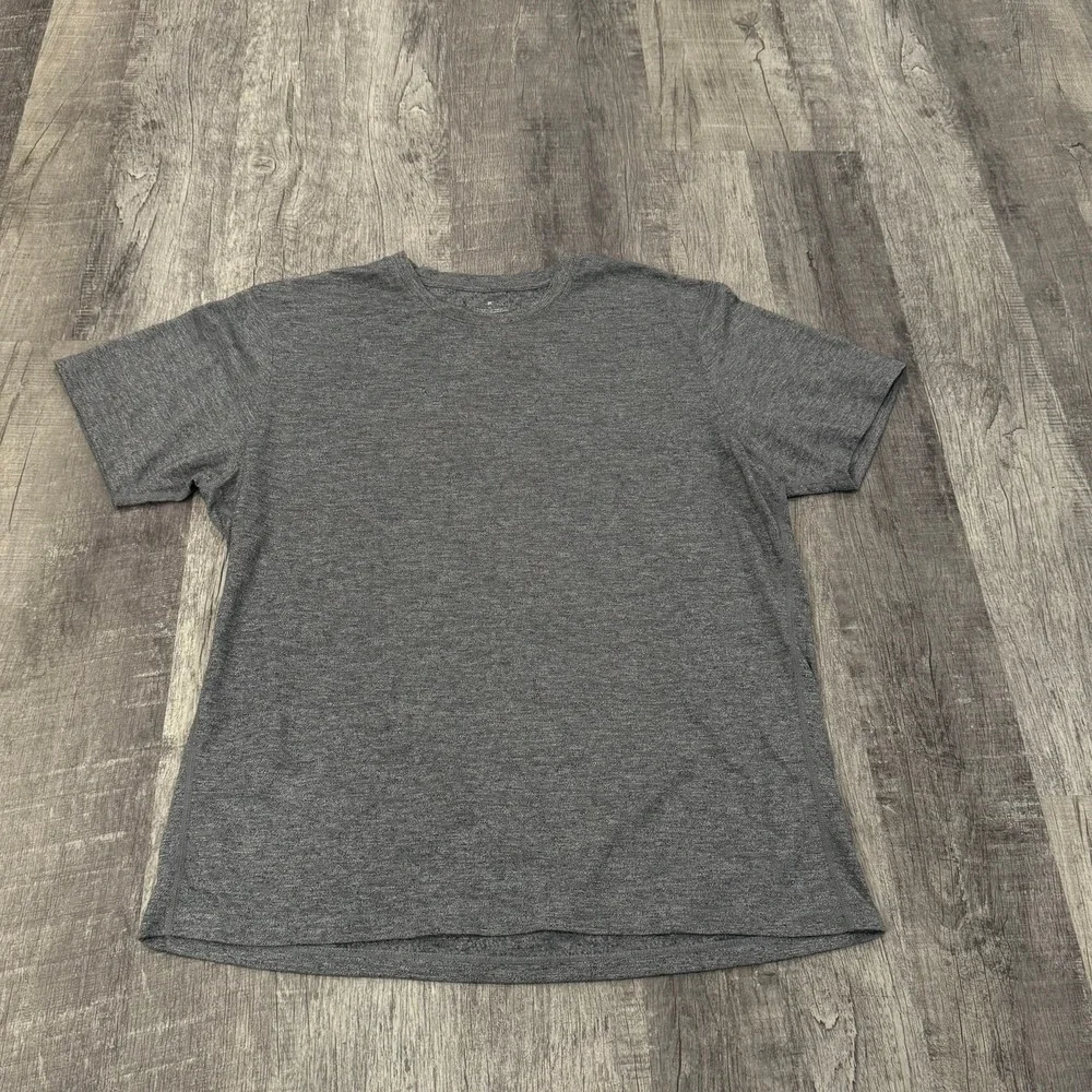 Fabletics XXL Gray Men's Athletic Workout‎ Shirt Gym Tee